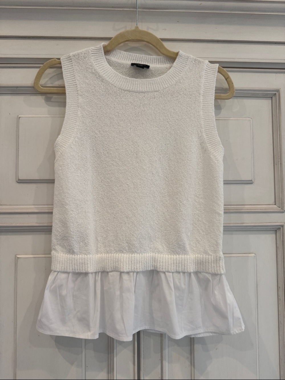 Ann Taylor Factory Petite White Knit Ruffle-Hem Tank